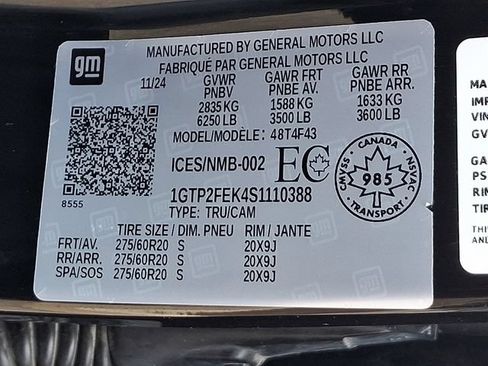 Used 2025 GMC Canyon Denali AWD/4WD image 31