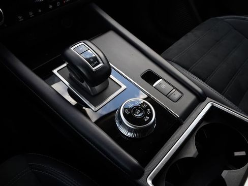 Used 2024 Mitsubishi Outlander SE AWD/4WD image 23