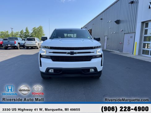 Used 2021 Chevrolet Silverado 1500 RST w/ All Star Edition Plus AWD/4WD image 2