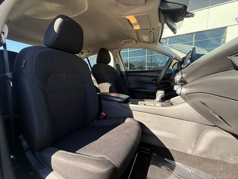 Used 2024 Nissan Sentra S image 25