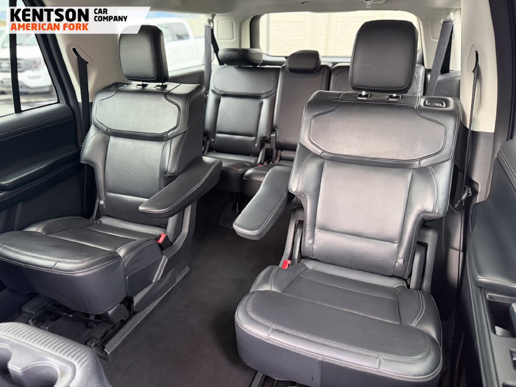 Used 2025 Ford Expedition Max Platinum AWD/4WD image 28