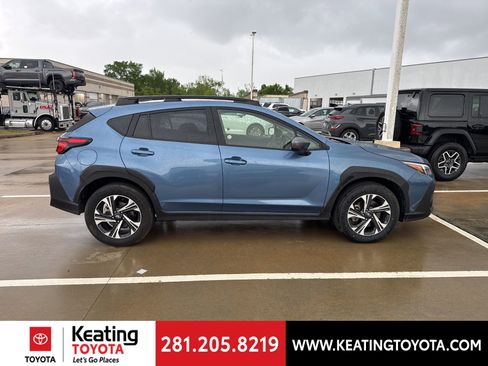 Used 2024 Subaru Crosstrek 2.0i Premium image 8