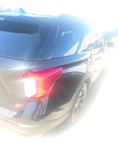Used 2023 Ford Explorer ST w/ Equipment Group 401A AWD/4WD image 3