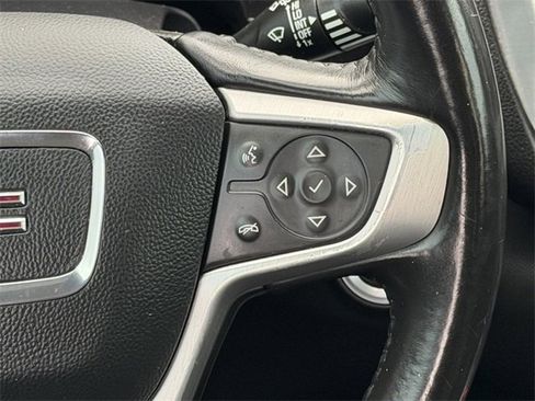 Used 2021 GMC Terrain SLE w/ Driver Convenience Package image 13
