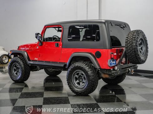 Used 2005 Jeep Wrangler Unlimited Rubicon w/ Security Group AWD/4WD image 9