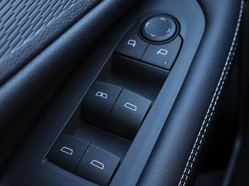 New 2025 Chevrolet Blazer EV LT image 26