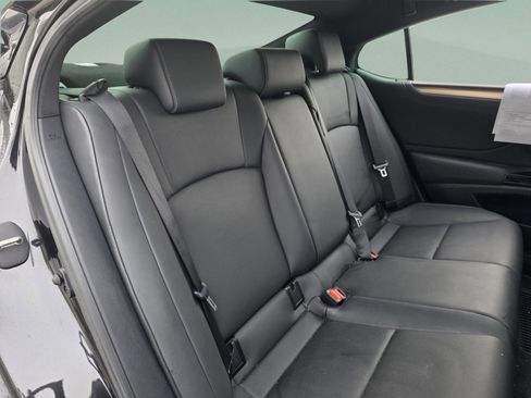 Certified 2024 Lexus ES 350 F Sport image 22