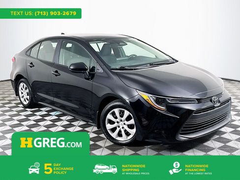 Used 2026 Toyota Corolla LE FWD image 1