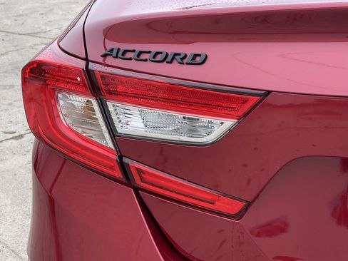 Used 2020 Honda Accord Touring image 30