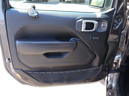 Used 2020 Jeep Wrangler Unlimited Sport AWD/4WD image 27