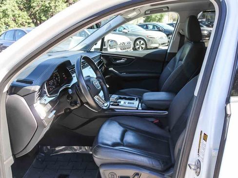 Used 2023 Audi Q7 2.0T Premium Plus w/ Premium Plus Package AWD/4WD image 17