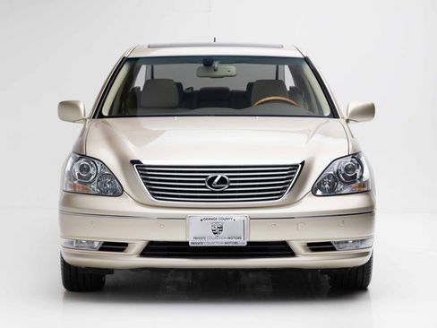 Used 2005 Lexus LS 430 RWD image 5