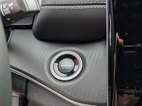 New 2025 Jeep Grand Cherokee Laredo X image 19