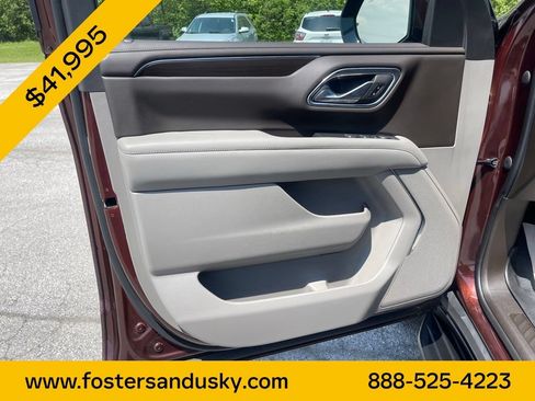 Used 2023 GMC Yukon XL SLE w/ Gmc Pro Safety Plus Package AWD/4WD image 13