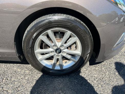 Used 2017 Hyundai Sonata SE FWD image 11