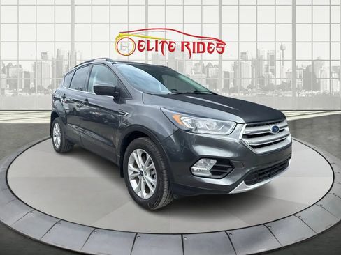 Used 2018 Ford Escape SEL image 1
