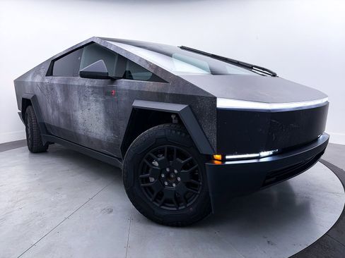 Used 2024 Tesla Cybertruck Cyberbeast AWD/4WD image 1
