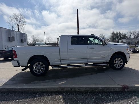 Used 2022 RAM 2500 Limited image 5