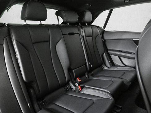 Certified 2025 Audi Q8 Premium Plus w/ Premium Plus Package image 21