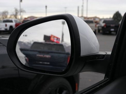 New 2026 Buick Encore GX Avenir w/ Avenir Technology Package image 9
