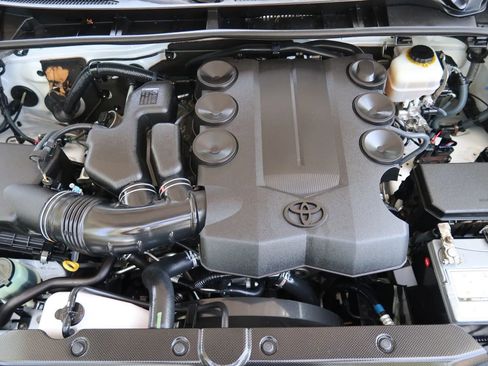 Used 2014 Toyota 4Runner SR5 image 29