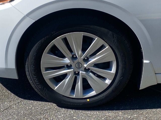 Used 2024 Nissan Sentra S FWD image 6
