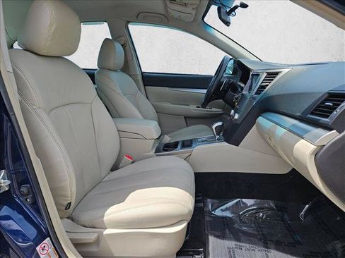 Used 2010 Subaru Legacy 3.6R AWD/4WD image 19