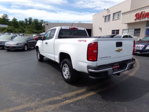 Used 2017 Chevrolet Colorado W/T w/ WT Convenience Package AWD/4WD image 8