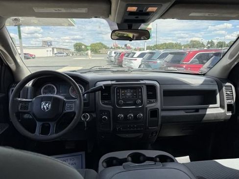 Used 2018 RAM 3500 Tradesman w/ Chrome Appearance Group AWD/4WD image 21
