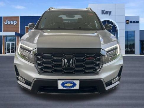 Used 2023 Honda Passport TrailSport image 6
