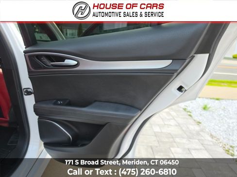 Used 2022 Alfa Romeo Stelvio Veloce AWD/4WD image 51