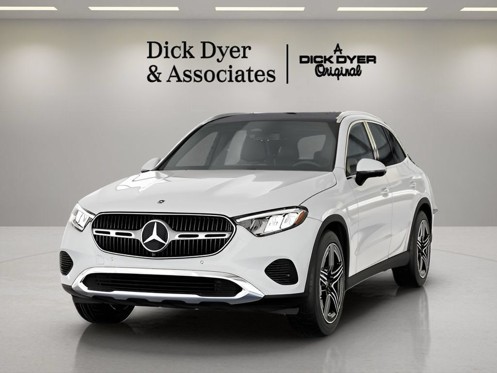 Used 2026 Mercedes-Benz GLC 300 image 36