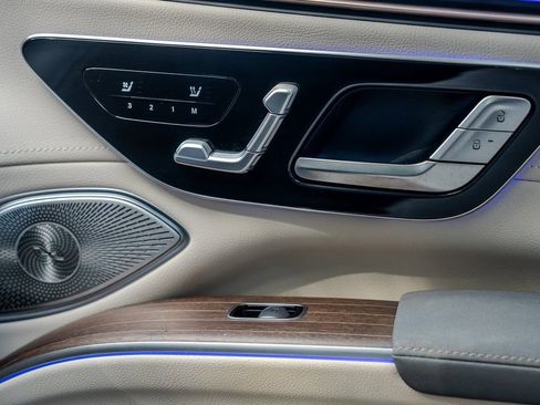 Used 2023 Mercedes-Benz EQS 450+ 4MATIC SUV image 15