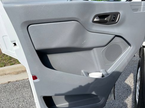 Used 2017 Ford Transit 350 XLT RWD image 42