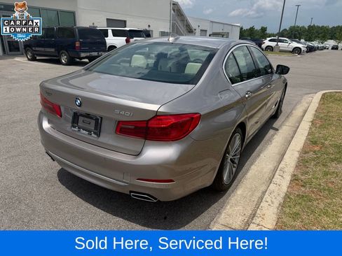 Used 2018 BMW 540i RWD image 2