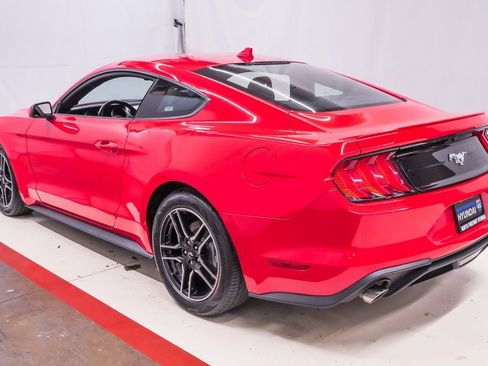Used 2023 Ford Mustang Premium image 8