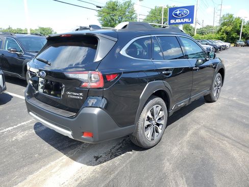 Used 2025 Subaru Outback Touring XT w/ Popular Package #2 image 3