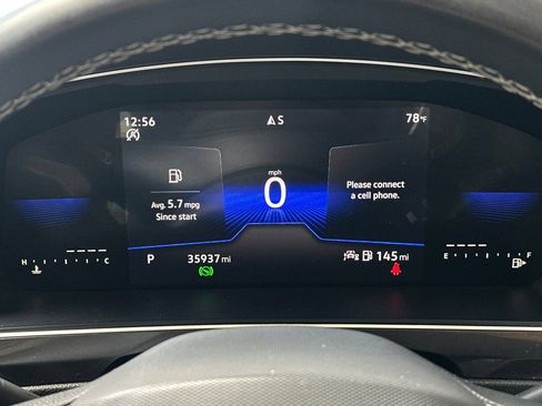 Used 2023 Volkswagen Tiguan SE FWD image 25