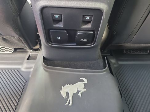 Certified 2024 Ford Bronco Wildtrak AWD/4WD image 12