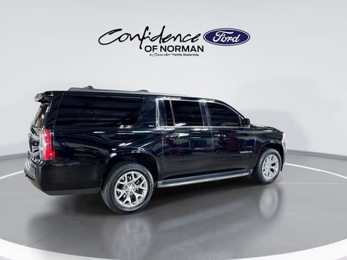 Used 2016 GMC Yukon XL SLT w/ Open Road Package AWD/4WD image 9