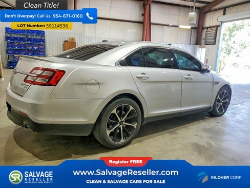 Used 2015 Ford Taurus Limited w/ Equipment Group 301A AWD/4WD image 4