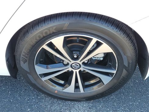 Used 2021 Nissan Sentra SV image 7