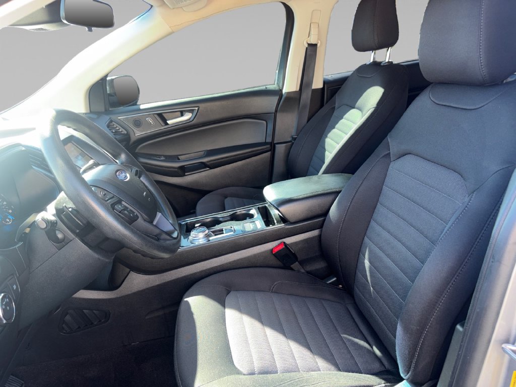 Used 2020 Ford Edge SE AWD/4WD image 9