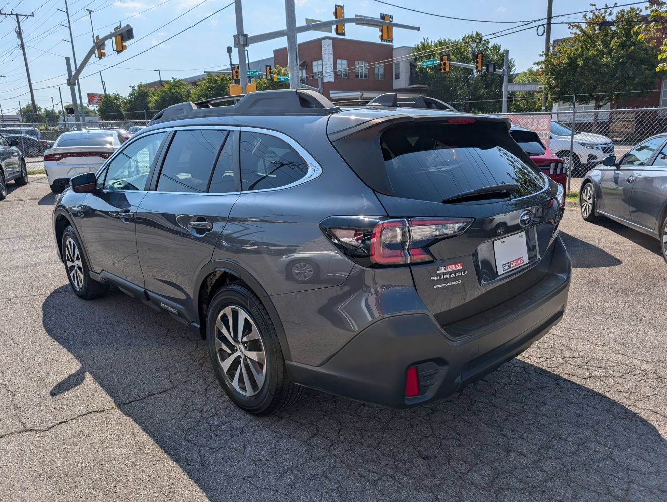 Used 2020 Subaru Outback Premium w/ Popular Package #1 AWD/4WD image 8