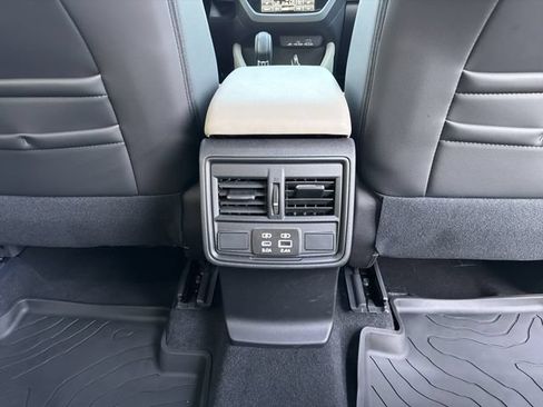 Certified 2026 Subaru Forester Premium AWD/4WD image 21