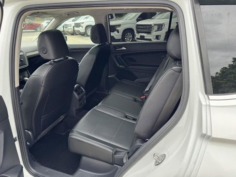 Used 2019 Volkswagen Tiguan S FWD image 7