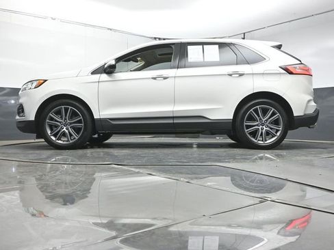 Used 2021 Ford Edge Titanium FWD image 36