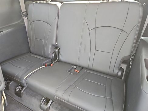 Used 2020 Buick Enclave Avenir w/ Avenir Technology Package image 22