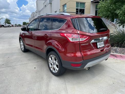 Used 2015 Ford Escape Titanium FWD image 2