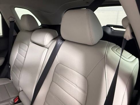 Used 2025 Honda CR-V EX-L image 39